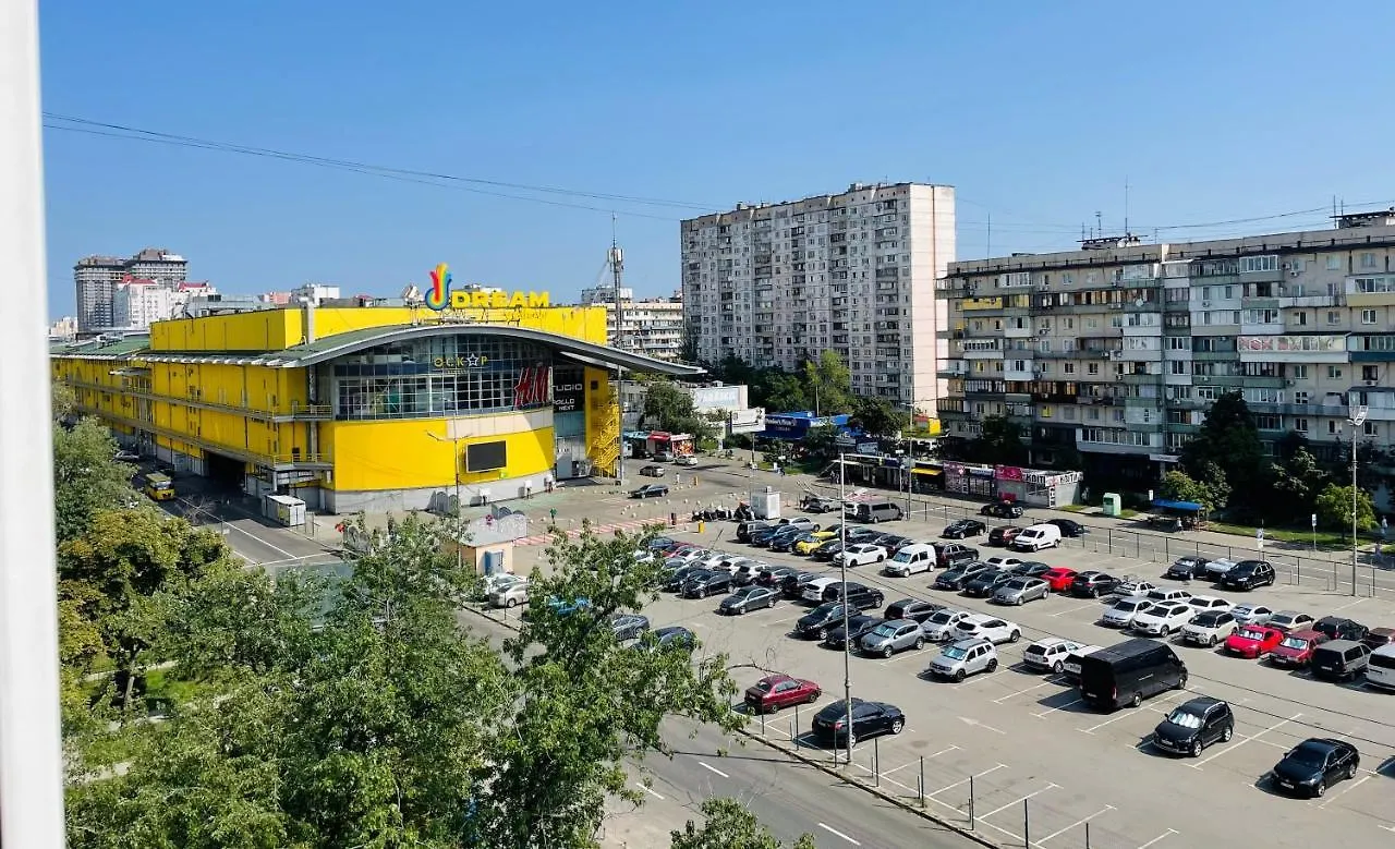 Двокімнатна На Оболоні Біля Дрім-Тауна Kyiv 0*,  Ukraine